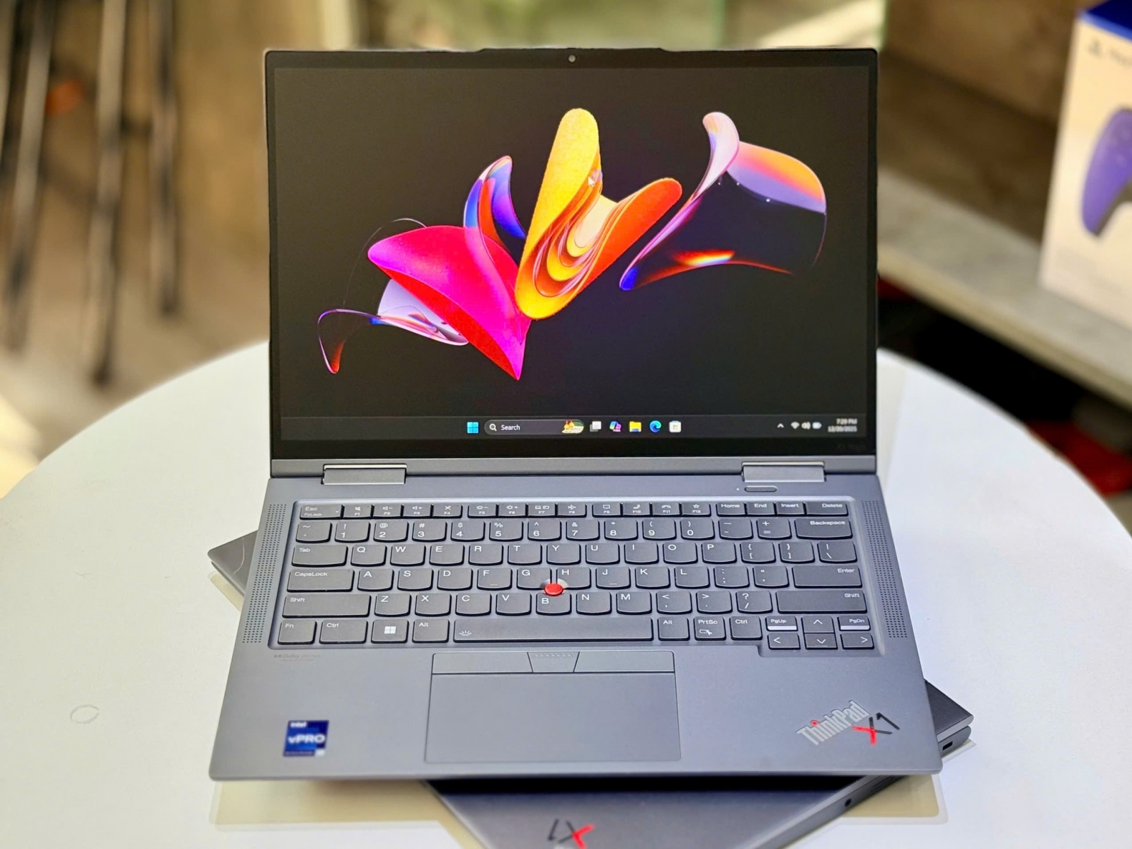 laptop cũ giá rẻ thinkpad yoga gen 7 1260p